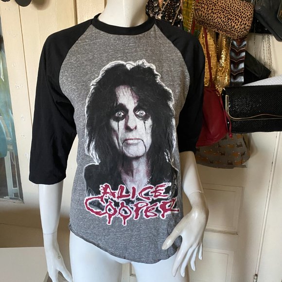 ALICE COOPER  PARANORMAL 2018 tour - Picture 4 of 5